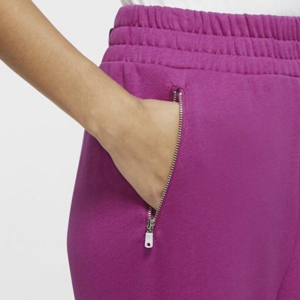 Nike Air Fleece Jogger Women's Sweatpants Capri Plus Size Pant Purple DM1773-564 - Picture 3 of 4